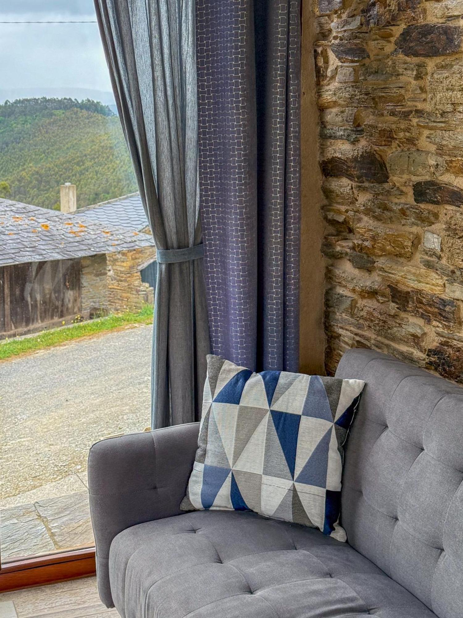 Complejo Rural Lar De Vies Country house